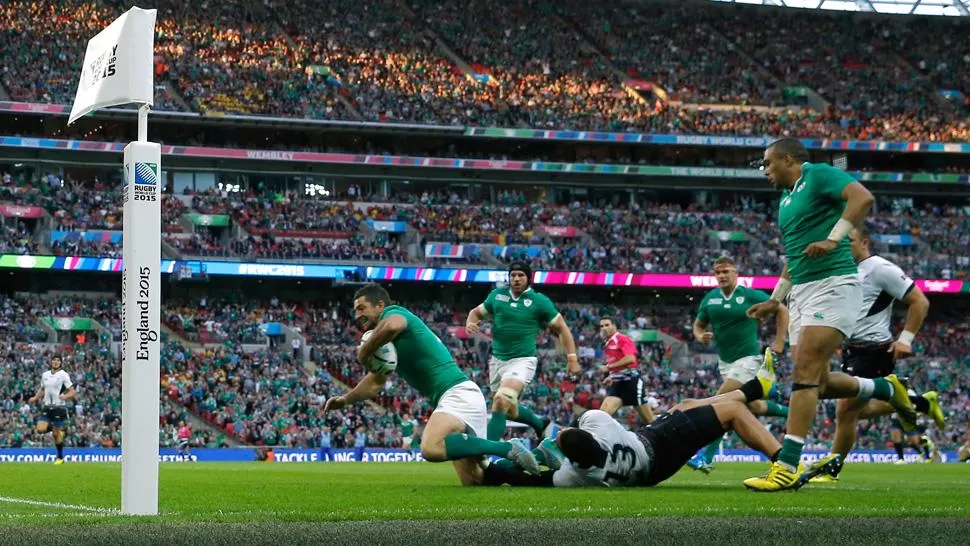 EN MARCHA. La fiesta del rugby mundial se vive en Inglaterra y en LA GACETA. REUTERS