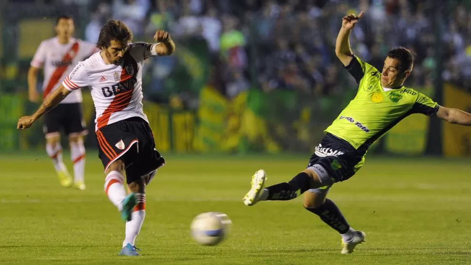 DESDE EL VESTUARIO. Defensa se puso en ventaja a los dos minutos de juego. TÉLAM