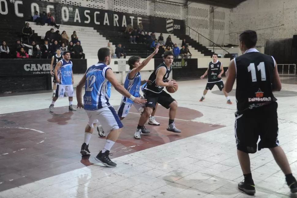 CONDUCCIÓN Y PUNTOS. Aportó Lucas Pérez en el triunfo Cebra sobre Huracán BB.
FOTO DE ARCHIVO