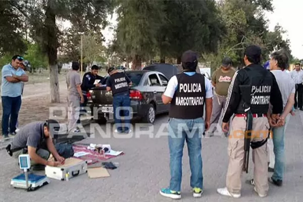 Un ex jugador de Atlético fue detenido con cinco kilos de marihuana