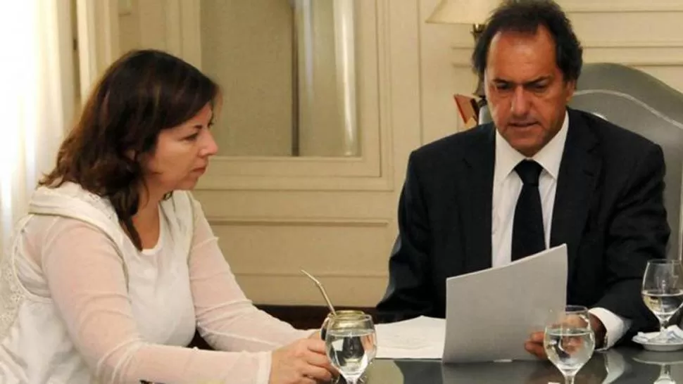 JUNTO A SCIOLI. Silvina Batakis es ministra de Economía de Buenos Aires desde diciembre de 2011. FOTO TOMADA DE INFOBAE.COM