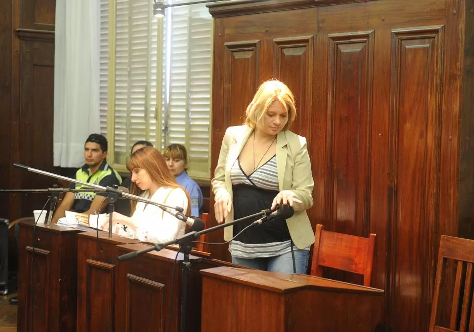 ULTIMAS HORAS LIBRE. Ema Gómez, antes de escuchar el fallo. la gaceta / foto de héctor peralta