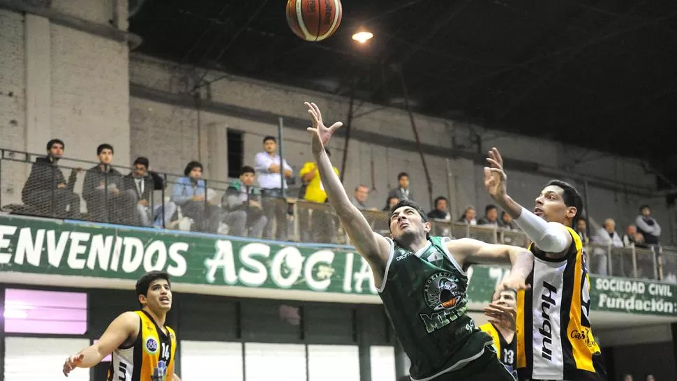 CON TODO. Mitre ganó y arrancó con el pie derecho. (LA GACETA / HÉCTOR PERALTA)