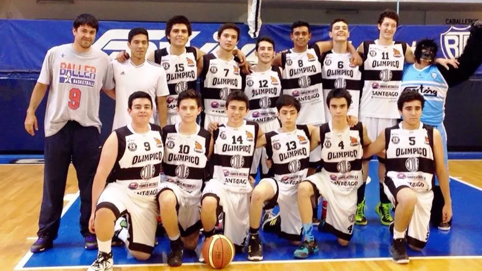 FESTEJO BANDEÑO. Olímpico le ganó a Tucumán BB y ganó su grupo.
FOTO TOMADA DE PRENSA FBPT