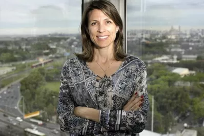 Isela Costantini reemplazaría a Mariano Recalde en Aerolíneas