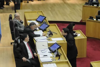 Surgió un debate por la reforma política