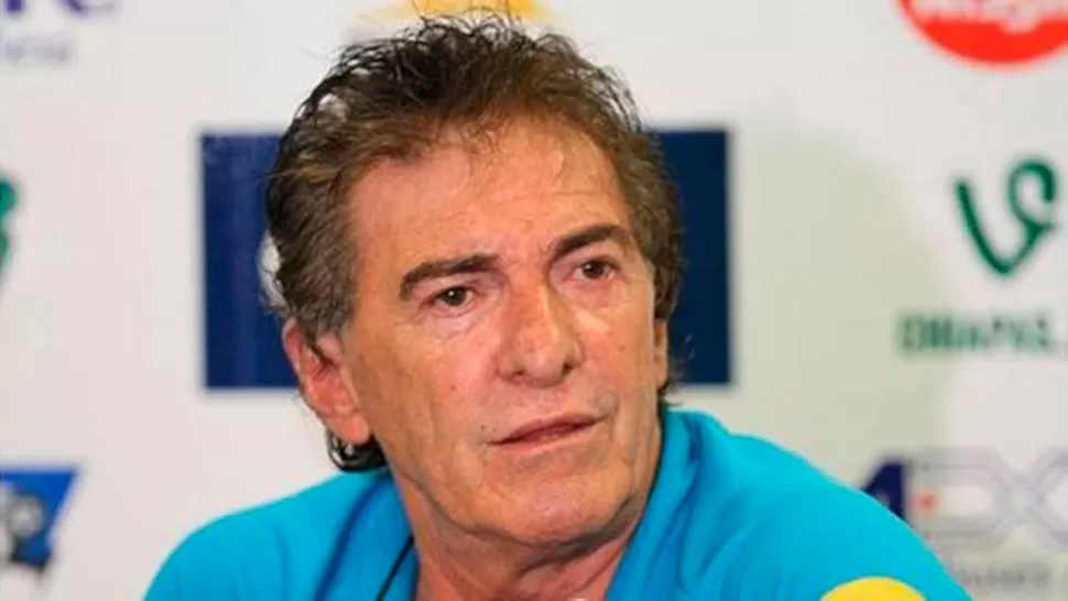 IRRECONOCIBLE. La Volpe cumplió y se afeitó. (TYC SPORTS)