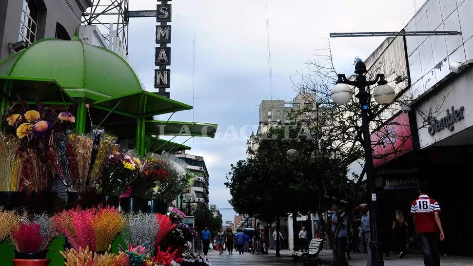 SIN SOL. El fin de semana estará ventoso y habrá que llevar ropa de abrigo. ARCHIVO LA GACETA / ANALIA JARAMILLO