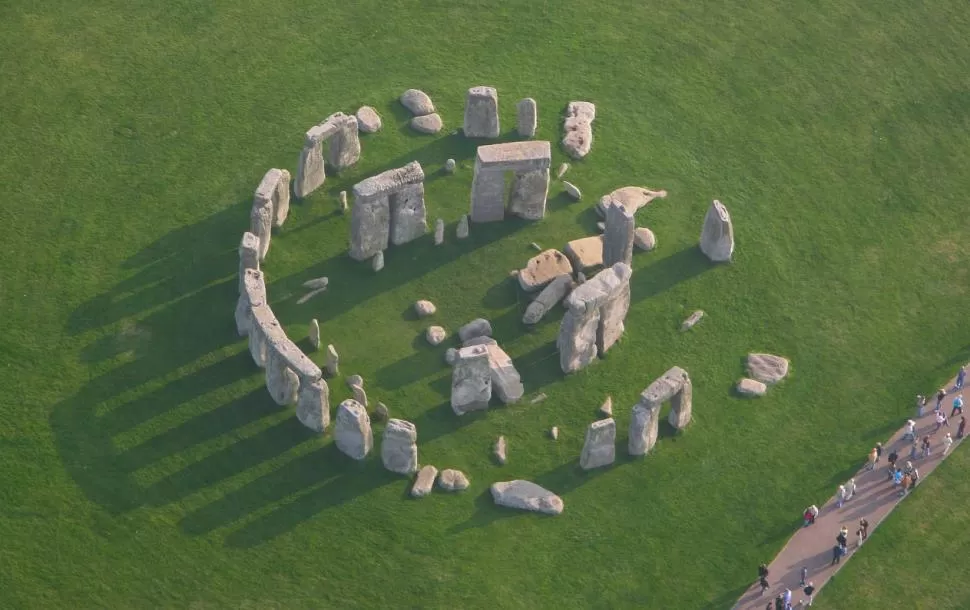 EN EL CONDADO DE WILTSHIRE. El monumento megalítico data de finales del neolítico, hacia siglo XX antes de Cristo. foto de benjaminfrugoni.com