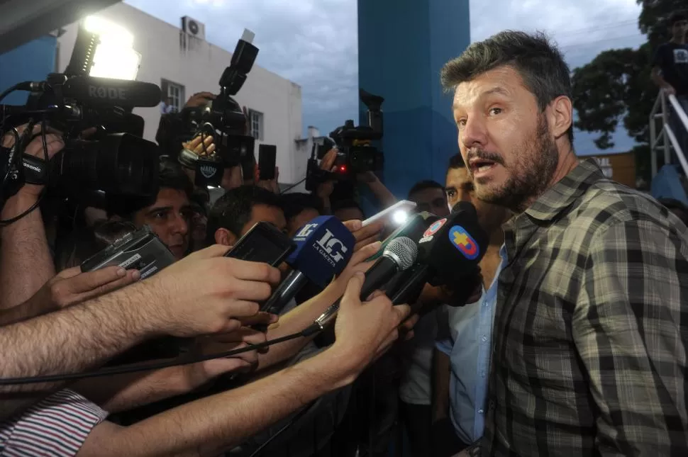 POLÉMICO. Tinelli habló con los medios, pero no con todos los dirigentes locales. 