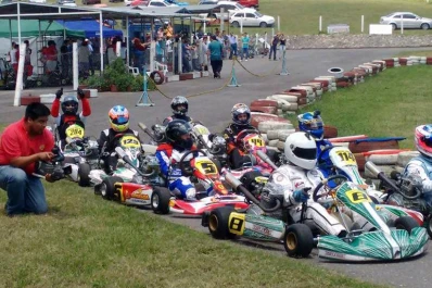 Con el aceleradora fondo