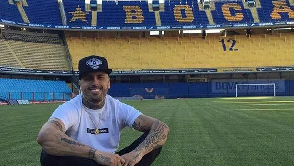 Con Nicky Jam, La Bombonera se llenó de reggaeton
