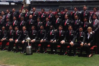 La foto oficial de River antes de viajar a Japón
