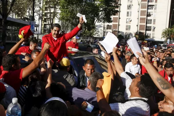 Maduro saldrá a la calle si pierden este domingo