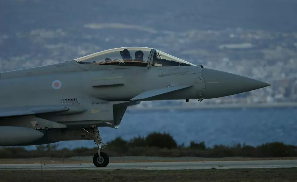 AL ATAQUE. Los Tornado partieron desde una base ubicada en Chipre. reuters