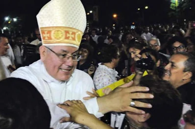 Monseñor Melitón Chávez asumió como obispo de Añatuya