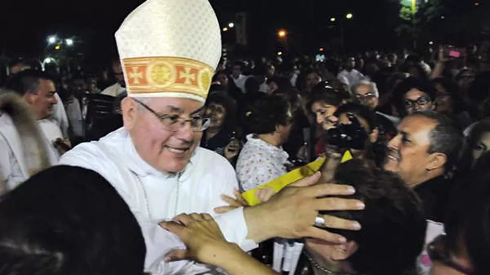 CEREMONIA. Melitón Chávez dijo que asume con mucha responsabilidad el nuevo desafío. FOTO TOMADA DE ELLIBERAL.COM