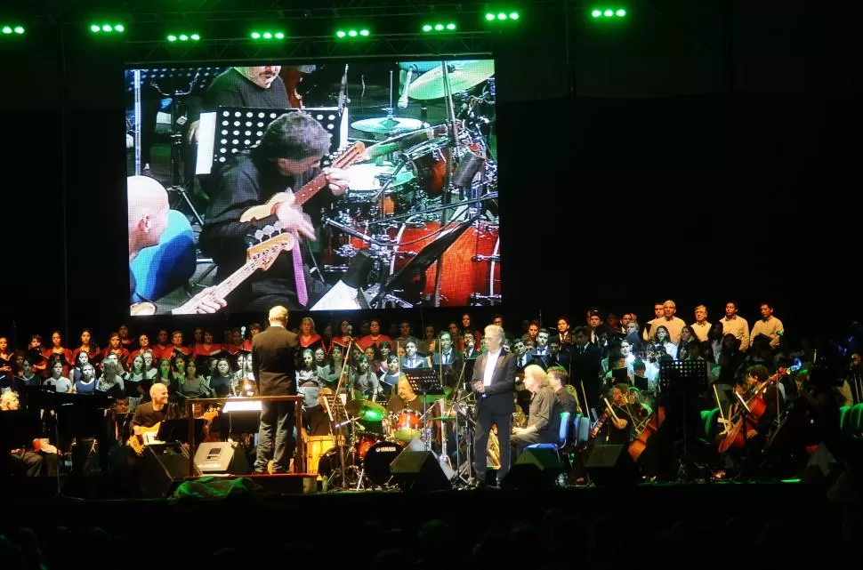EN PANTALLA GRANDE. Los últimos conciertos fueron proyectados para que el público no perdiese detalle. LA GACETA / FOTO DE OSVALDO RIPOLL (ARCHIVO).  