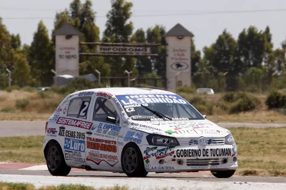 CUMPLIÓ. El Gol Trend se comportó de gran manera en la pista de Viedma y su piloto destacó que todavía tiene más para dar. prensa mohamed competición