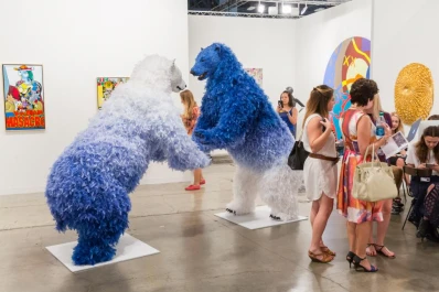 En la feria de arte de Miami, los negocios se combinan con relax