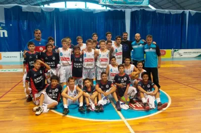 CC volvió a perder y Regatas de Mendoza ganó invicto su zona