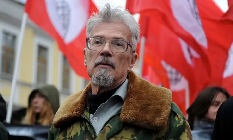 EDUARD LIMÓNOV. El escritor y político ruso, opositor al gobierno de Putin, ha sido encarcelado reiteradamente. the guardian.com