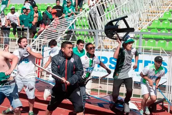 De nunca acabar: otra batalla campal entre barras