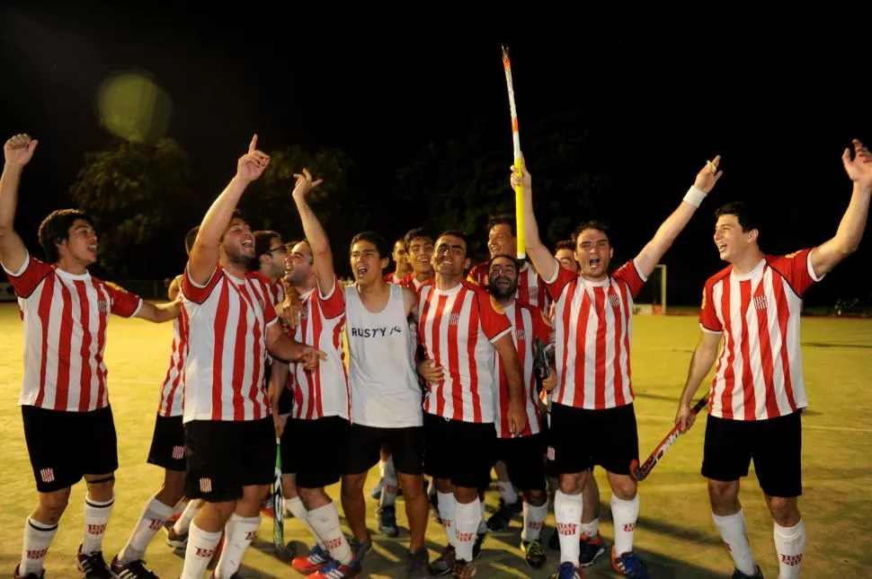 CUBRIENDO LA BOCHA. Leandro Micieli, ante la marca de Rodríguez Canada. la gaceta / fotos de héctor peralta