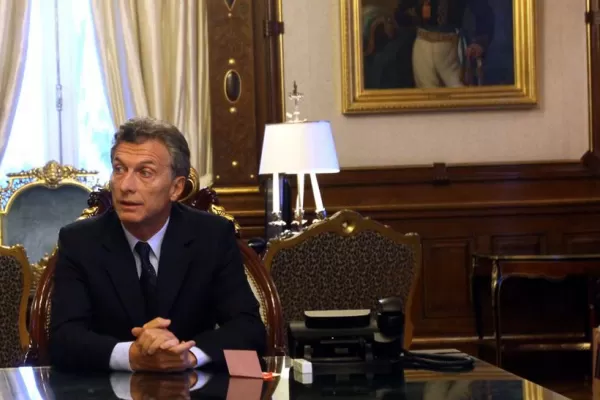 Macri se reunirá mañana con los gobernadores de todo el país