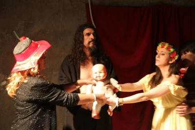 Un niño en el centro de una disputa cruel