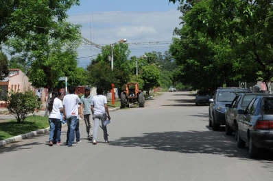 Le pegaron un tiro en la espalda y lo dejaron tirado junto a la ruta