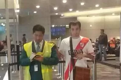 El hincha no vidente de River que viajó a Japón y conmueve a todos