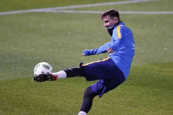 Messi metió un gol en Japón y en España lo salvó Marín