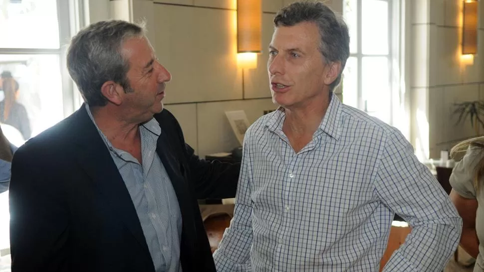 COBOS Y MACRI. El senador mendocino cuestionó al Presidente por la designación de jueces. FOTO TOMADA DE MENDOZAPOST.COM