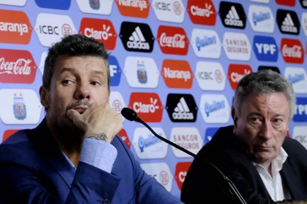Segura y Tinelli acordaron un gobierno de transición