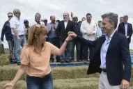 Video: el Presidente se animó a bailar chamamé en Corrientes