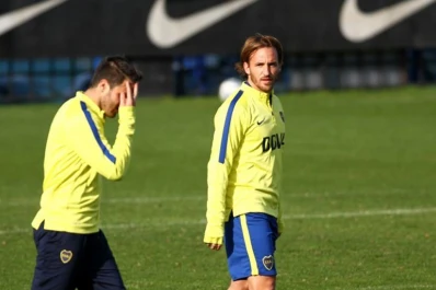 Además de buscar refuerzos, Boca arma su lista negra