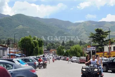 El Gobierno de Macri mantendrá el sistema de los feriados largos