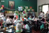 Papá Noel llegó con nariz de payaso