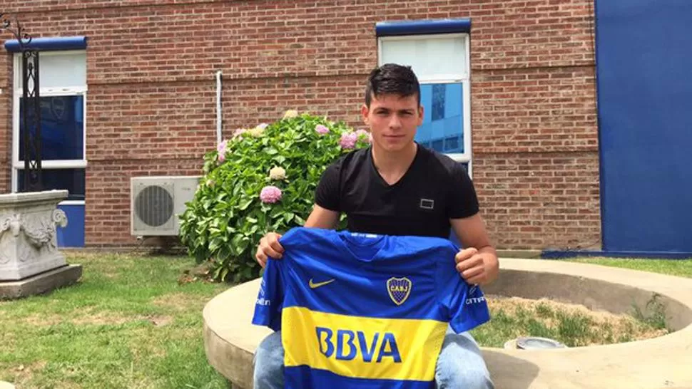 Se hizo oficial: Silva puso la firma en Boca