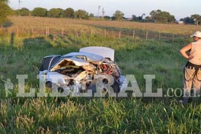 Cuatro muertos en un choque frontal contra un camión en Santiago del Estero