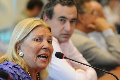 Carrió afirma que las mafias tratan de condicionar a Vidal