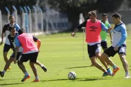 Sbuttoni valoró que se mantenga la base en Atlético