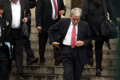 Los cruces verbales le roban el protagonismo a los tres prófugos