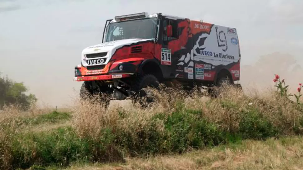 MAESTRÍA AL VOLANTE. Como antes con Mini, después con la Ford Ranger y ahora con el caminó Iveco, Villagra brila en el Rally Dakar.
FOTO TOMADA DE MUNDOD.LAVOZ.COM.AR