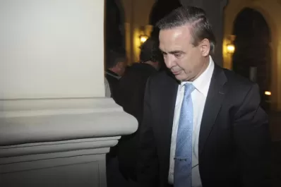 Senadores del FpV niegan haber repudiado a Michetti