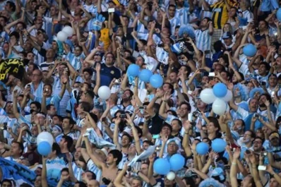 La FIFA multó a la AFA por cantos insultantes y discriminatorios