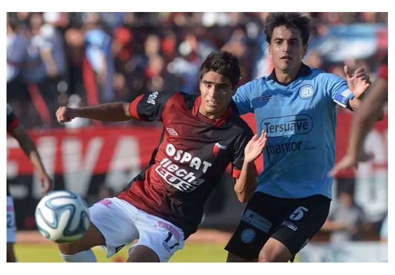 CHANCE. Poblete, volante central de Colón, es del gusto de Arruabarrena. unosantafe.com.ar