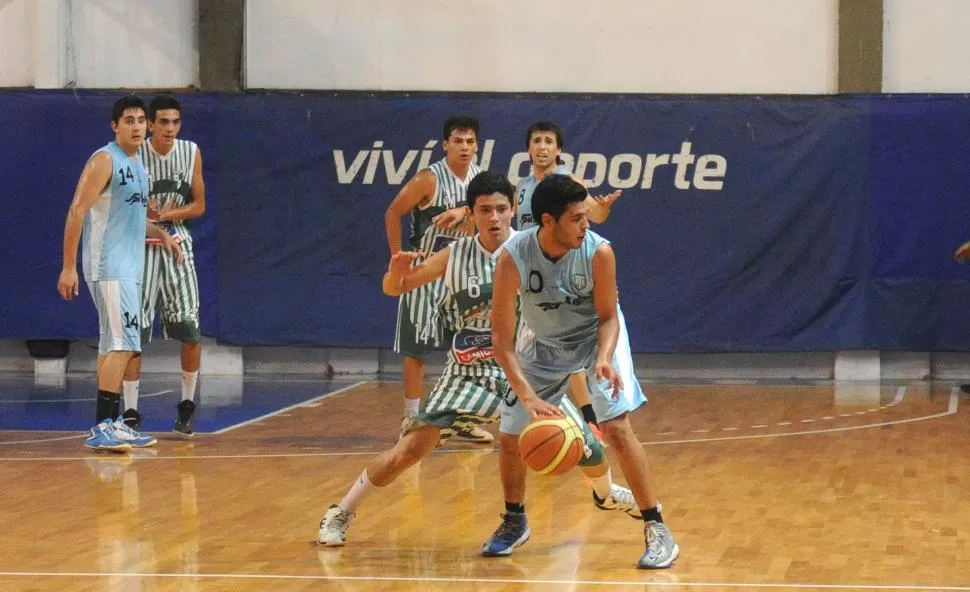 BUEN APORTE. Osores colaboró el lunes con 10 puntos y nueve rebotes. la gaceta / foto de héctor peralta (archivo)