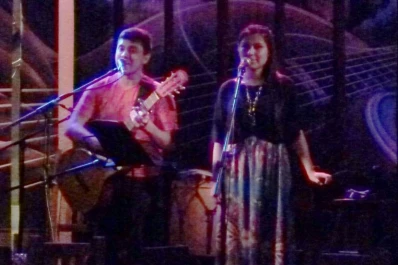 Recitales y bailes en plazas y museos